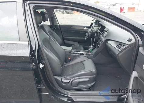 2017 Hyundai Sonata Sport z USA, uszkodzony, nr VIN 5NPE34AF5HH550252